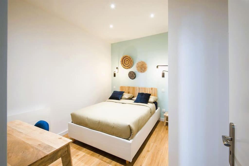 Spacious T2 Near The Halles And The Harbour Toulon Extérieur photo